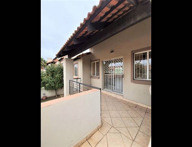2 BEDROOM APARTMENT TO LET IN VORNA VALLEY